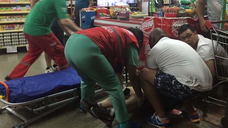 Video: delincuentes intentaron robar un mercado chino y balearon a la cajera | Actualidad