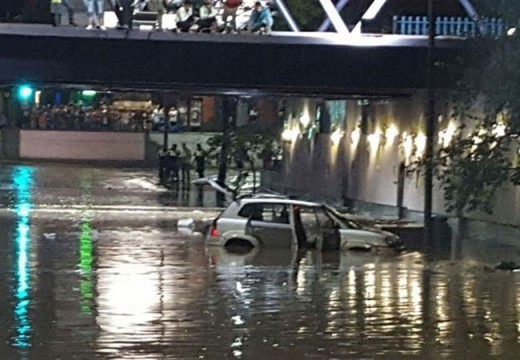 La salvó de un temporal en Tucumán, la chica lo recompensó con 300 pesos y él se lo devolvió con una carta | Actualidad
