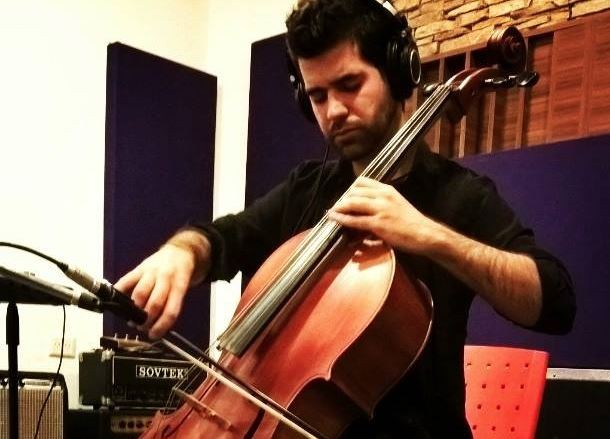 El músico que busca su violonchelo robado a través de las redes sociales | Redes