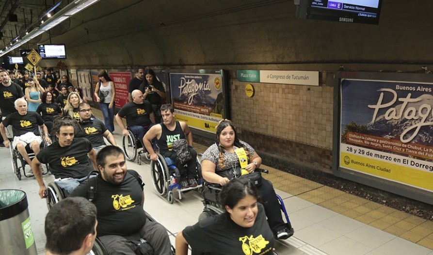 El 66 por ciento de las estaciones de subte no son accesibles para personas con discapacidad motriz | Actualidad