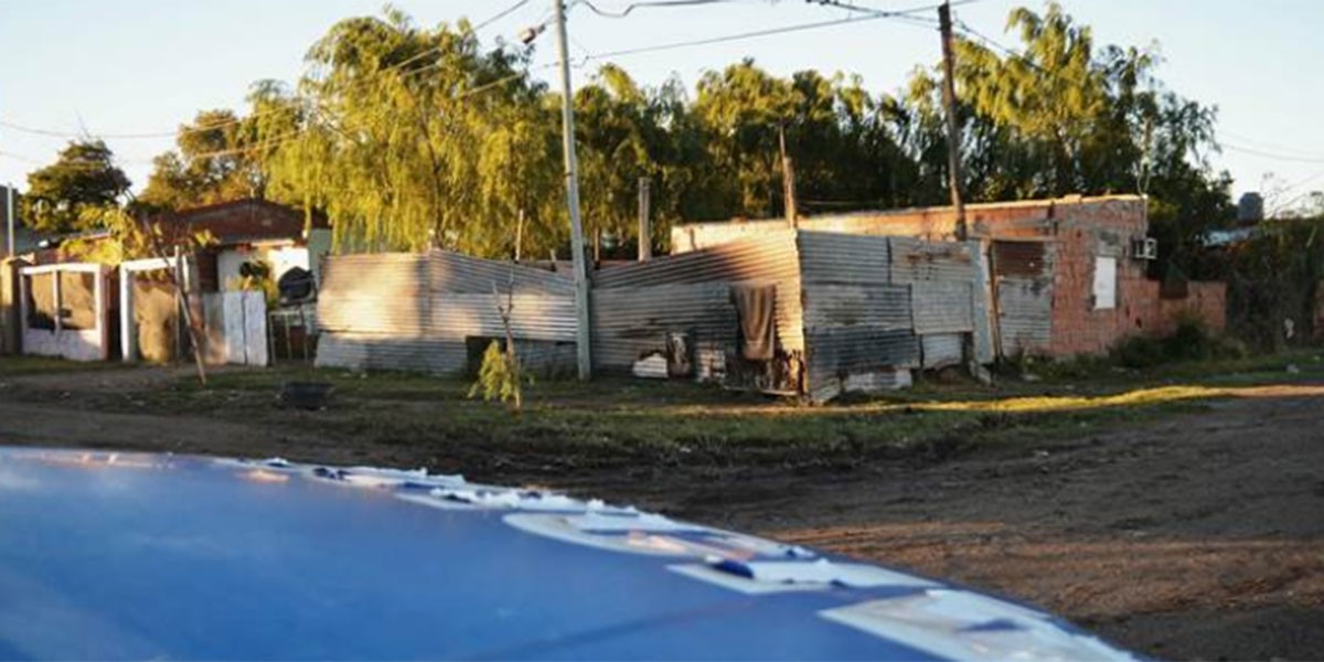 Bahía Blanca: suspendieron a una policía que encontraron durmiendo en un búnker narco | Actualidad