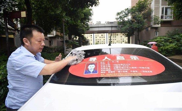 Su hija desapareció, se hizo taxista para hallarla y lo logró 24 años después | Internacionales