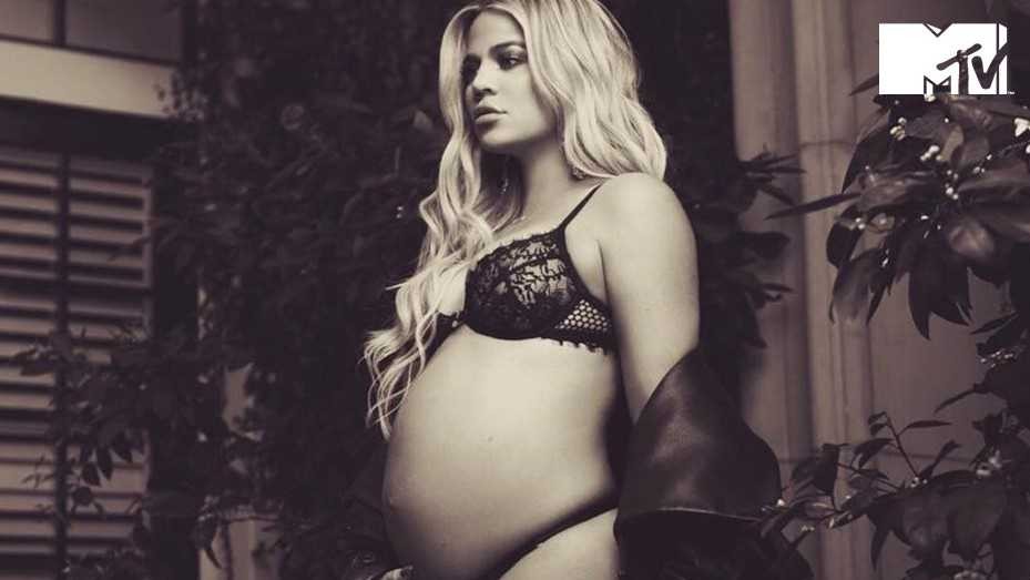 Khloé Kardashian estaría dando a luz ¡en este momento! | MTV News