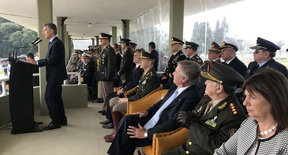 Aval de Macri a que los militares "den apoyo logístico a las fuerzas de seguridad" | Política