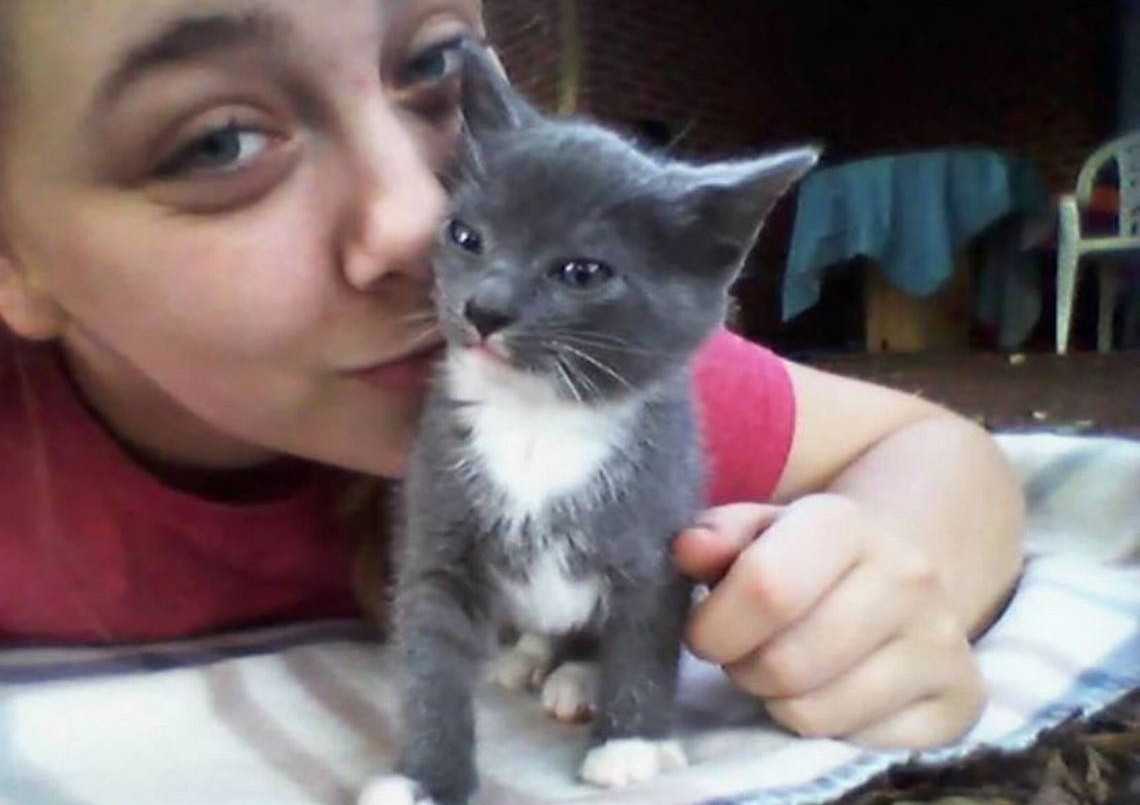 La recuperación de la joven que se arrancó los ojos por su adicción  a la metanfetamina | Internacionales