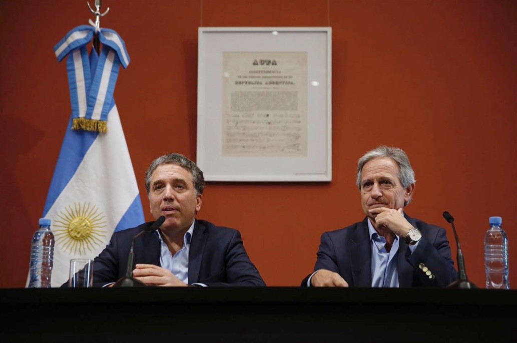 Ajuste en marcha: se frenan los ingresos al Estado por dos años | Política