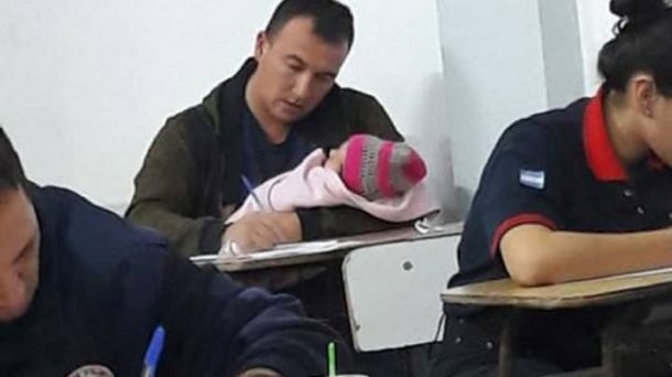 Padre 24 horas: el bombero que rindió examen con su beba en brazos | Actualidad