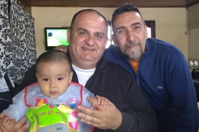 Arrecifes: un médico se negó a atender a un bebé porque sus padres son una pareja gay | Actualidad