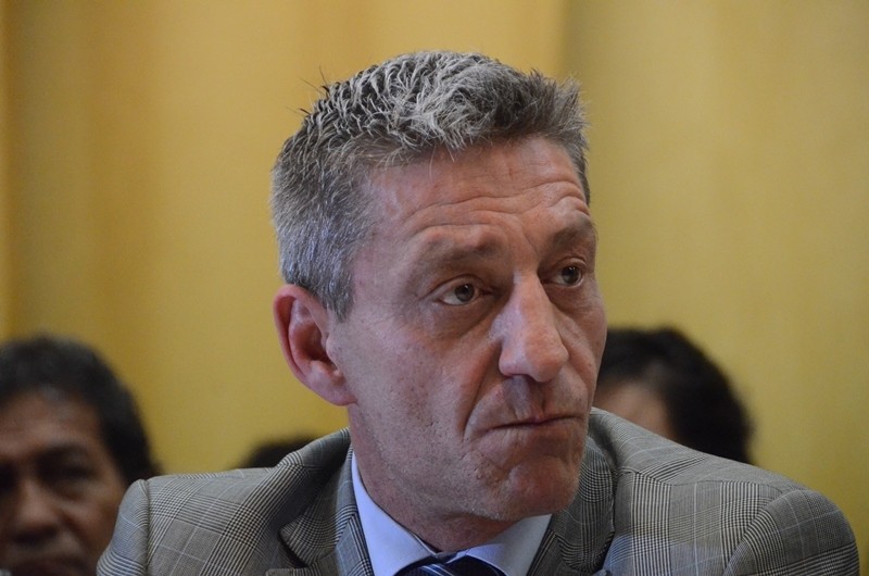 Por decreto Chubut se declara en emergencia comercial | Política