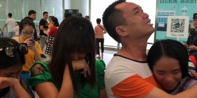 Una joven se reencontró con sus padres, 13 años después de perderse | Internacionales