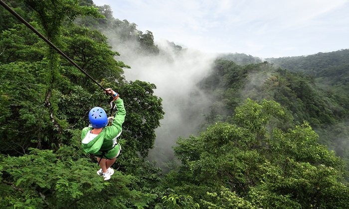 Un joven murió en su luna de miel al chocar contra su esposa en una tirolesa | Internacionales