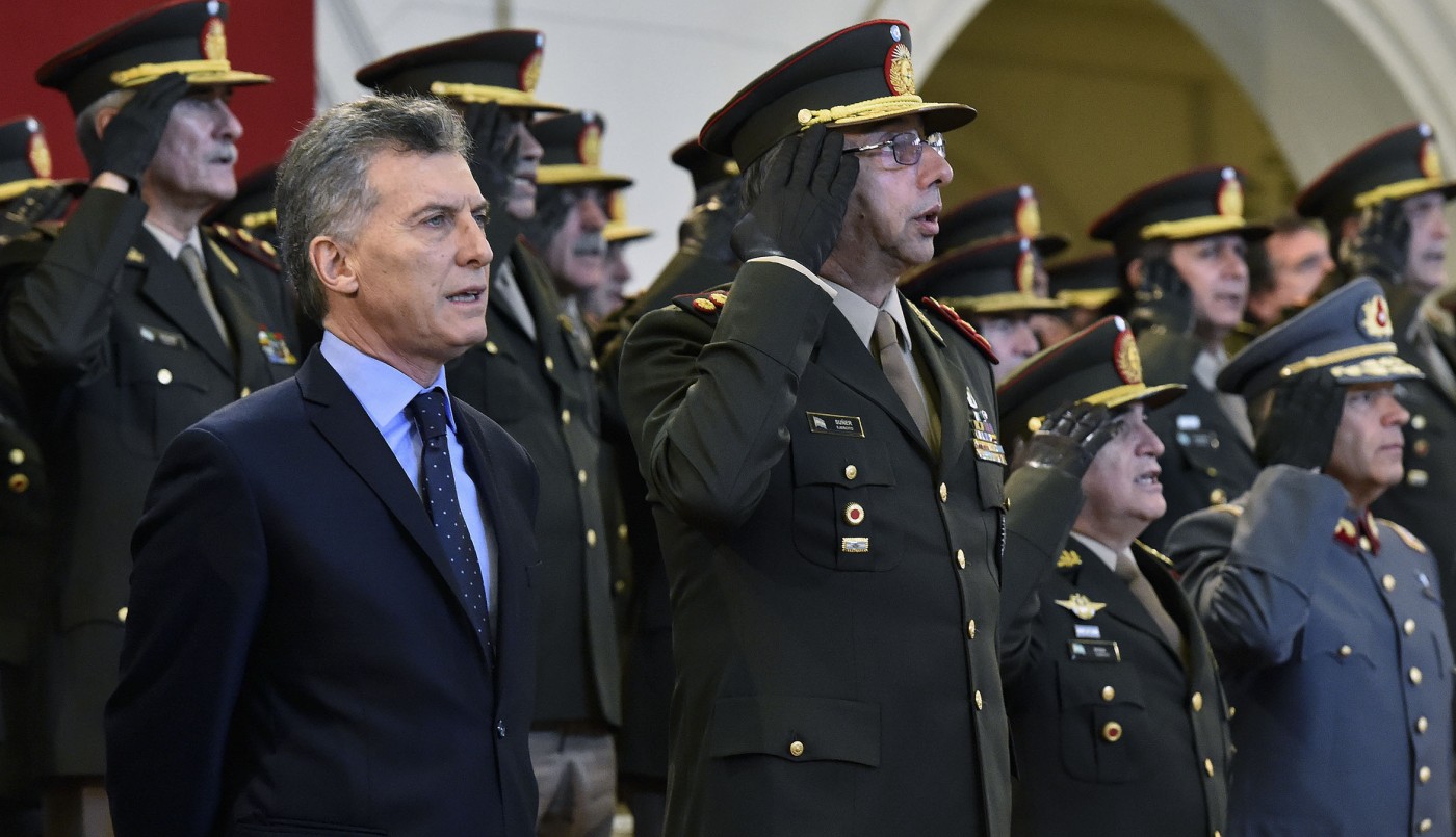 Macri otorgó un aumento salarial del 20% para las Fuerzas Armadas | Política