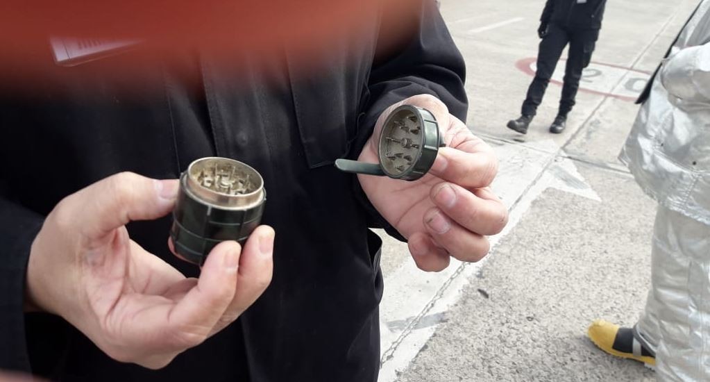 Mar del Plata: evacuaron el aeropuerto por una granada, pero era un picador de marihuana | Actualidad