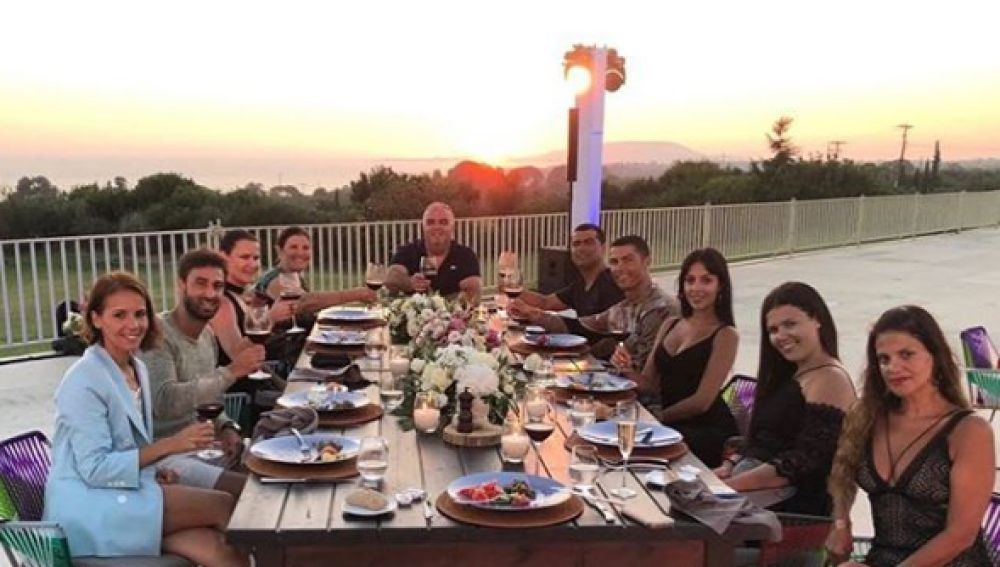 "Efecto Lilita": la suculenta propina que dejó Cristiano Ronaldo en Grecia | Curiosidades