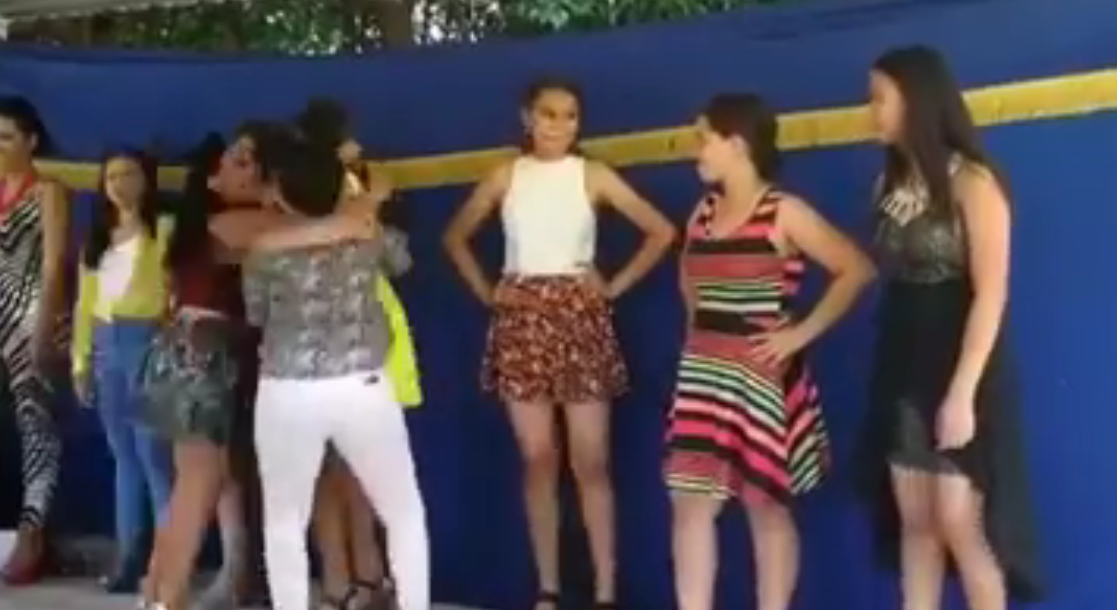Viral: dramático final en un concurso de belleza tras el anuncio de la ganadora | Redes