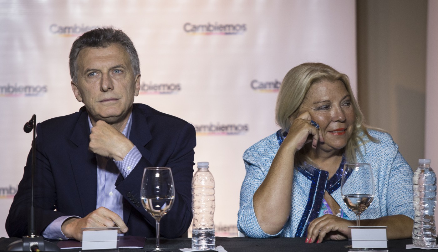 Carrió: "Este es el acuerdo para fundar Cambiemos que hicimos con Macri" | Política
