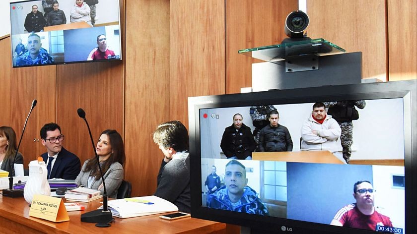 Los Monos "pagan entre $2500 y $4000" para balear edificios rosarinos | Actualidad