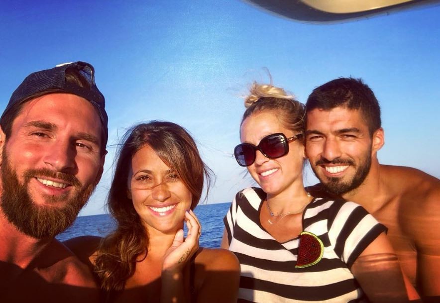 Messi y Antonela disfrutan el final del verano europeo | Deportes