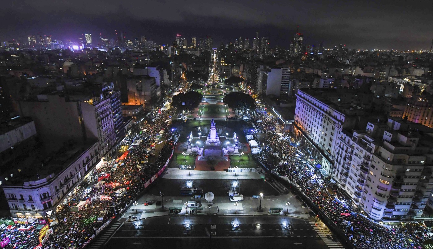 Los mensajes de los famosos tras la votación en el Senado | Espectáculos