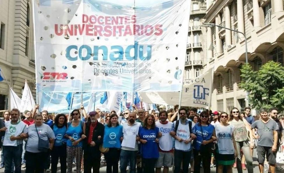 Docentes universitarios pararán toda la semana en rechazo a la suba salarial del 15% | Actualidad