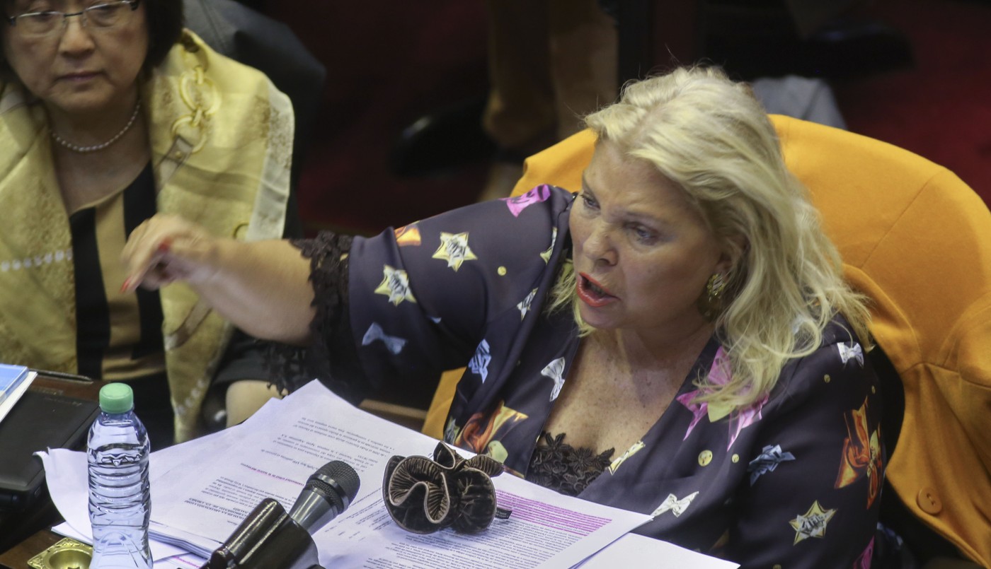 Carrió: "Los mejores funcionarios son Quintana y Lopetegui" | Política