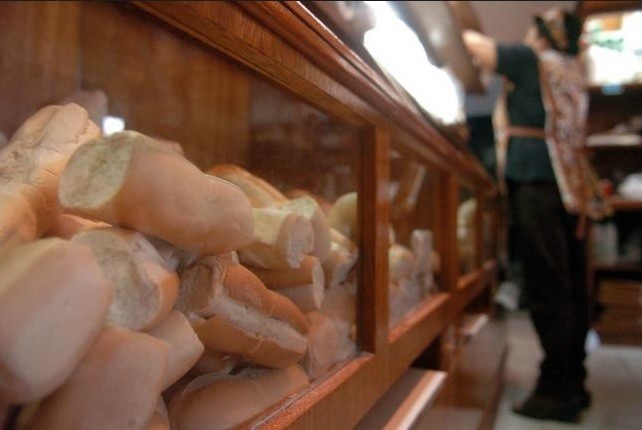 $90 el kilo de pan: vuelve a subir y denuncian "especulación" de acopiadores de trigo | Economía