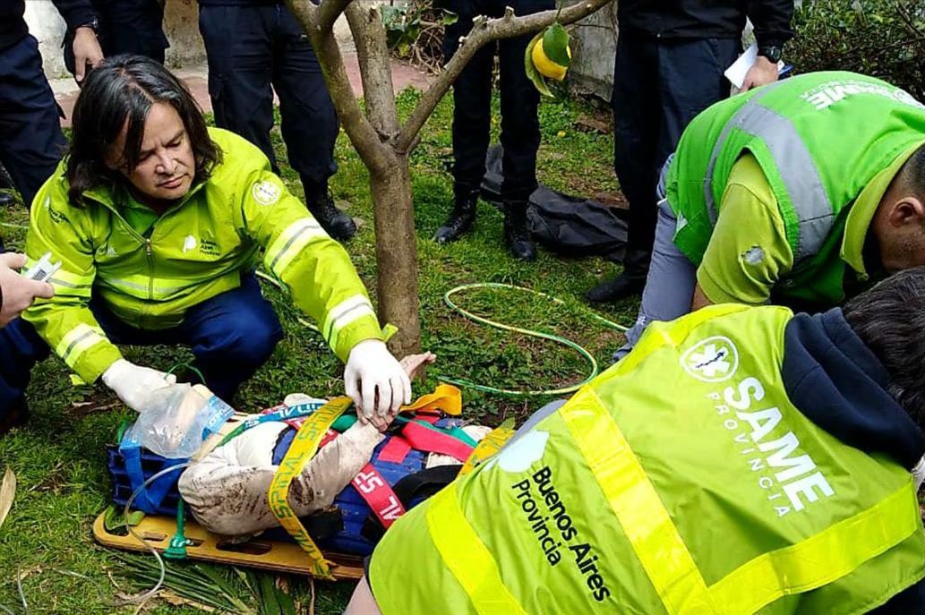 Rescataron a mujer de 95 años que había caído a un pozo | Actualidad