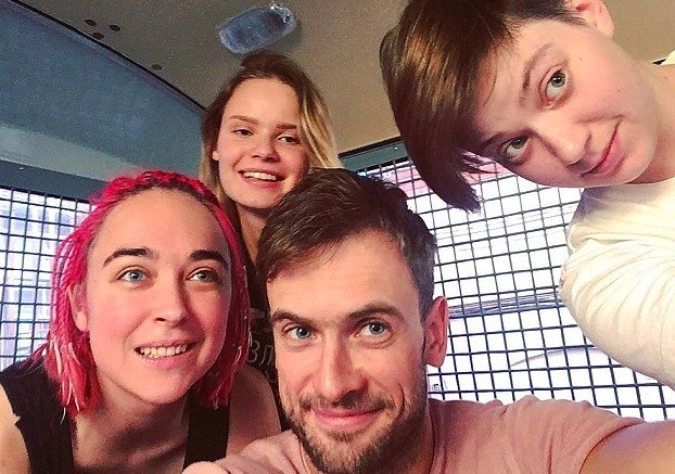 Está en estado grave por posible envenenamiento un miembro de las Pussy Riot | Internacionales