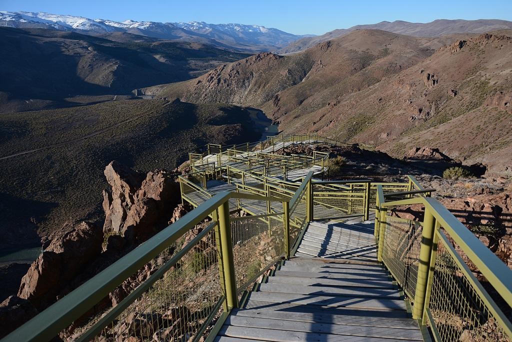 Neuquén tendrá un mirador de ovnis en su "puerta cósmica" | Actualidad