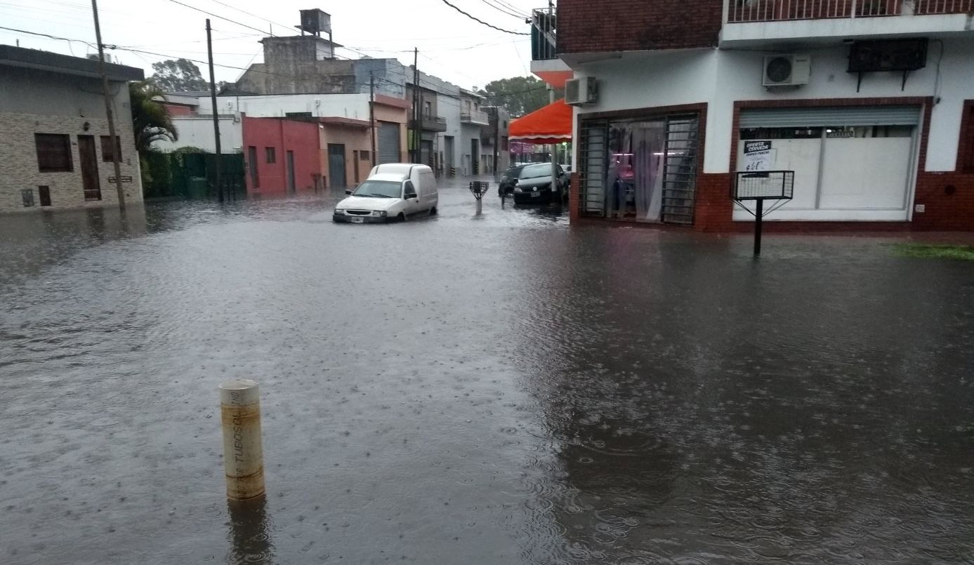 Tras el temporal, hay miles de usuarios sin luz en Buenos Aires | Actualidad