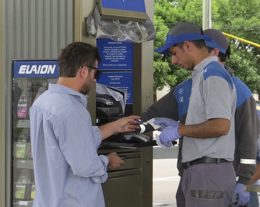 Aumentaron hasta un 10% las naftas en diferentes estaciones de servicio | Economía