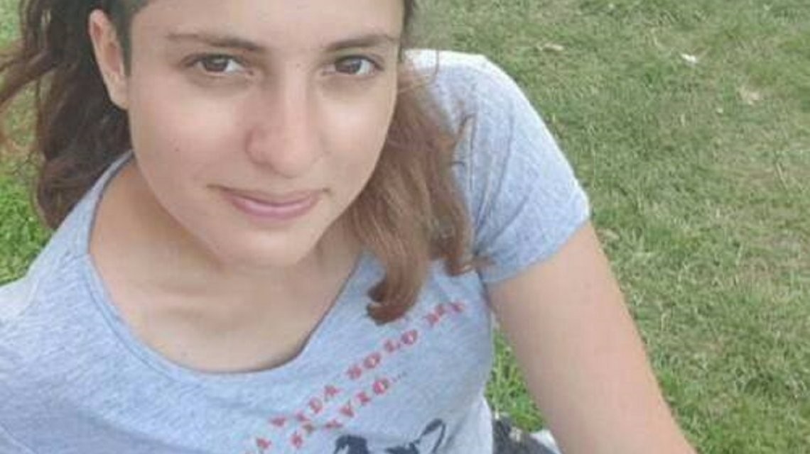Desesperada búsqueda de una joven que desapareció luego de tomar un auto de Uber | Actualidad