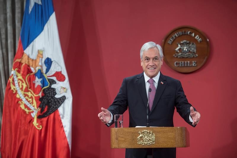 Gobierno de Chile lanza plan para "premiar a las familias que quieran tener más hijos" | Internacionales