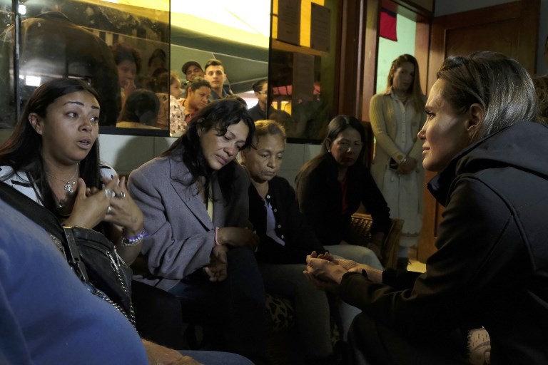 Angelina Jolie se reunió en Perú con venezolanos que huyen por la crisis económica | Espectáculos