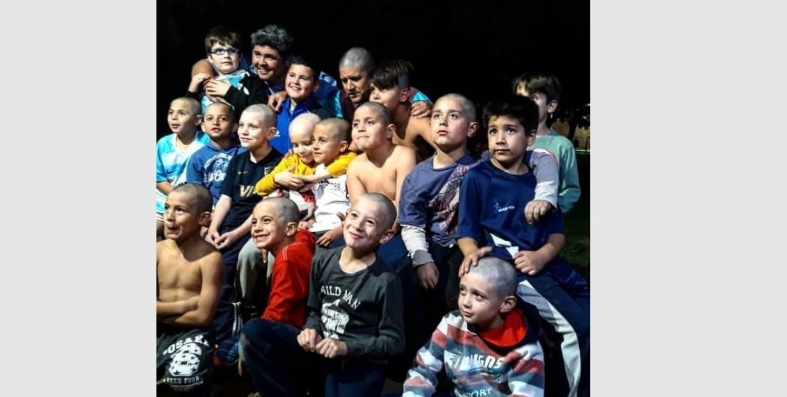 Rugbiers de 7 años se raparon para acompañar a su amigo que lucha contra un cáncer | Deportes