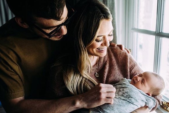 La extraña forma en la que Hilary Duff se comió la placenta de su segundo bebé | Espectáculos