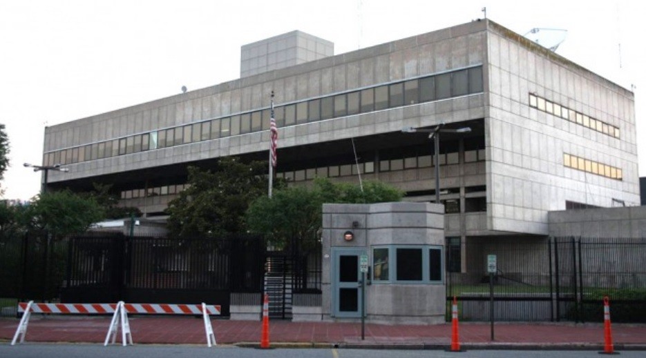 Por un "objeto sospechoso", evacuaron la embajada de Estados Unidos | Política