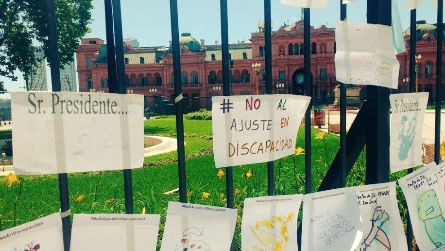 "Marcha de los dibujos": el reclamo de personas con discapacidad contra el ajuste | Actualidad
