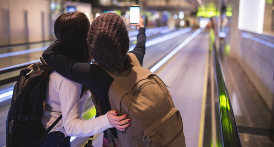 Horror en India: dos chicas de 17 años publicaron una selfie antes de quitarse la vida juntas | Internacionales