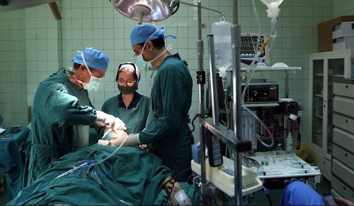 Empresas importaron prótesis y respiradores peligrosos para los pacientes | Actualidad