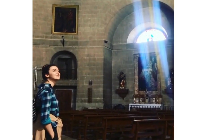 Alejandro Sanz viralizó esta versión del Ave María en una iglesia en Granada | Redes