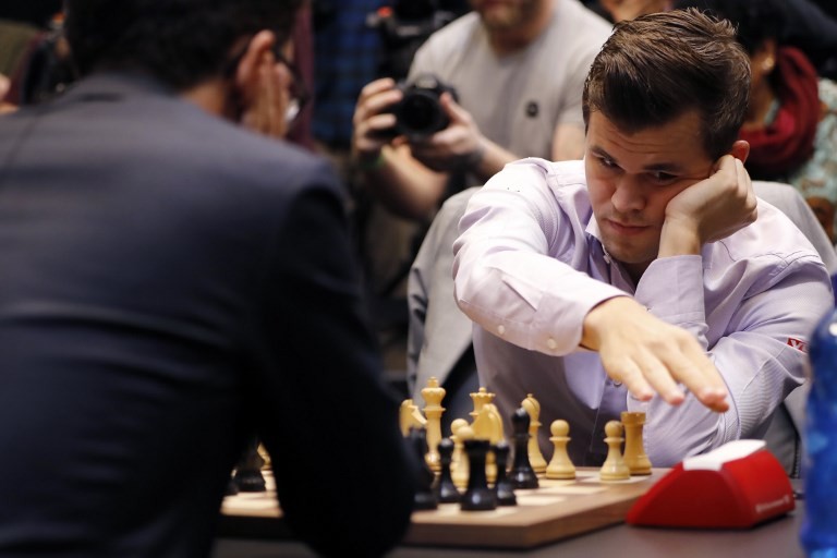 Magnus Carlsen gana el mundial de ajedrez por cuarta vez consecutiva | Internacionales