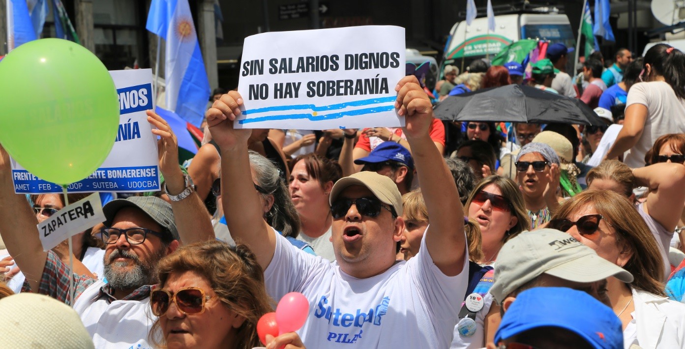 Tras el rechazo a la oferta de 32% de aumento, docentes bonaerenses harán paro el lunes | Actualidad