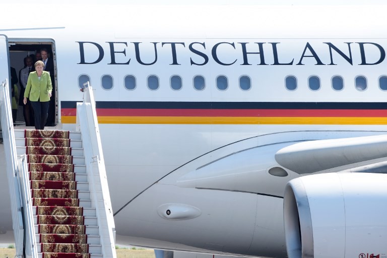 Cumbre del G20: así viaja Angela Merkel en un vuelo de Iberia | Política