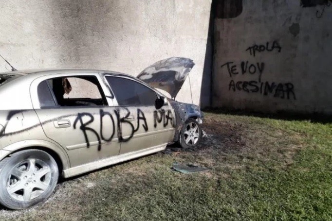 Se mudó al barrio, le quemaron el auto y lo acusan de "roba maridos" | Curiosidades