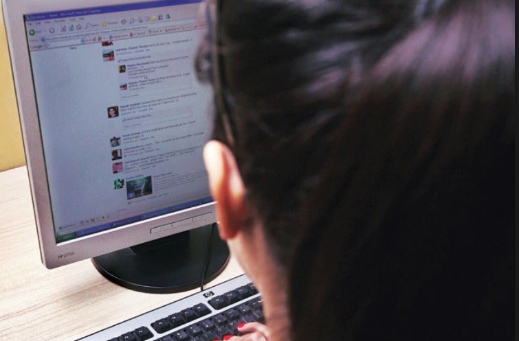 "Violencia verbal": trabajadora social condenada por difamar a su exesposo en redes sociales | Actualidad