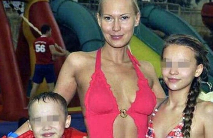 Exreina de belleza rusa termina presa por vender la virginidad de su hija de 13 años | Internacionales