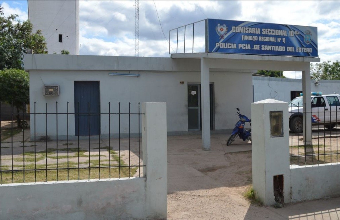 Le entregó su beba de tres meses a la policía porque no puede mantenerla | Actualidad