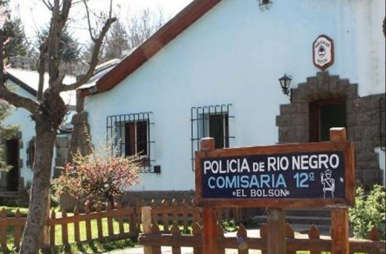 Policía mató de un disparo a su hermana durante una discusión familiar en Navidad | Actualidad
