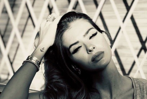 Videos: La China Suárez cantó y después jugó con sus hijas en la intimidad | Espectáculos